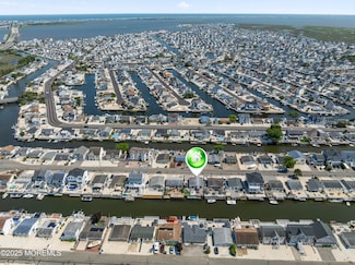 68 Gregg Dr, Manahawkin, NJ 08050