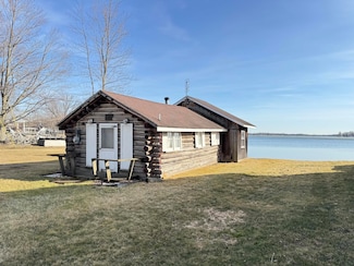 493 Warren Rd, Coldwater, MI 49036