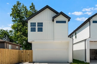 1031 S Victory St, Houston, TX 77088