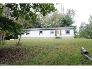 1830 Tedrick Rd, New Concord, OH 43762