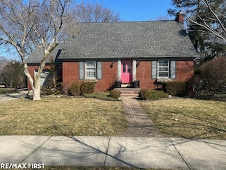 4168 Seminole Dr, Royal Oak, MI 48073