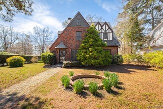 1864 S Sycamore St, Petersburg, VA 23805