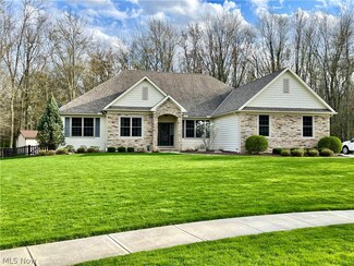 5282 Berkshire Dr, Sheffield, OH 44054