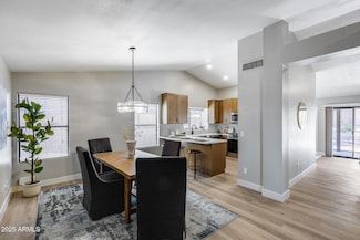 2730 E Desert Trumpet Rd Unit 37C, Phoenix, AZ 85048