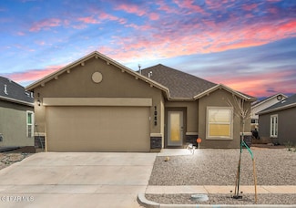 1048 Summer Lake St, El Paso, TX 79928