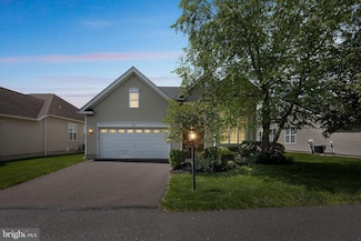 199 Roosevelt Dr, Yardley, PA 19067