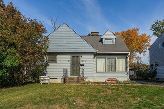 4238 Mayflower Blvd, Columbus, OH 43213