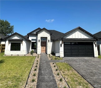 8103 N 48th Ln, McAllen, TX 78504