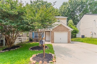 7070 Ravenwood Ln, Lithonia, GA 30038