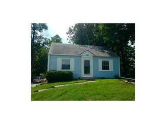 609 NE Shady Lane Dr, Kansas City, MO 64118
