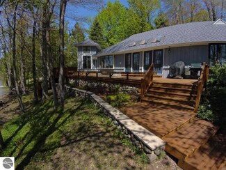 1645 N Intermediate Lake Rd, Central Lake, MI 49622