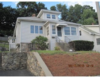 203 Hamilton St, Worcester, MA 01604