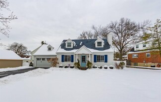 4103 Rowan Hill Dr, Cincinnati, OH 45227