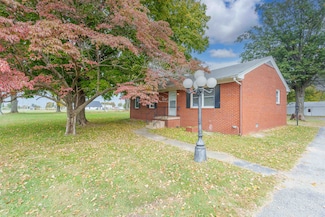 1315 Daniels Ln, Owensboro, KY 42303