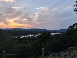 4915 S Lakeview Dr, Gordon, TX 76453