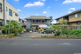 507 Hiram Ln, Honolulu, HI 96817