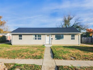 64 Flamingo Dr, Hamilton, OH 45013