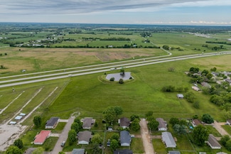 000 W Erskine & Drake St, Bolivar, MO 65613