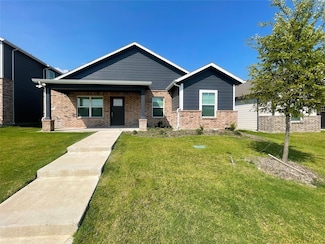 4017 Dayton Dr, Forney, TX 75126