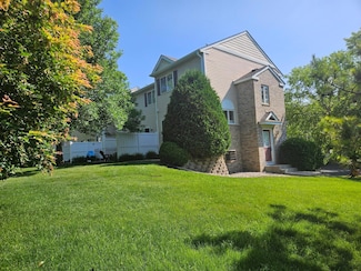 7792 Village Place Unit 53, Chanhassen, MN 55317
