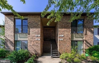 124B Birchfield Ct, Mount Laurel, NJ 08054