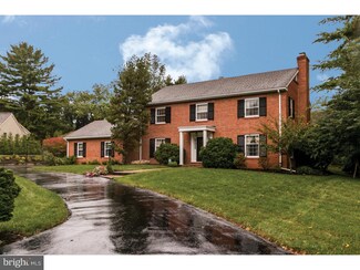3902 Heather Dr, Wilmington, DE 19807