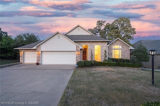 2710 Parkway Ln, van Buren, AR 72956