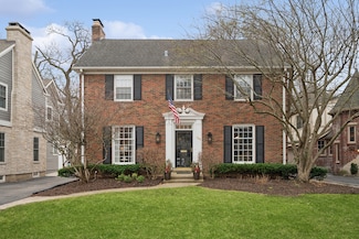 2145 Chestnut Ave, Wilmette, IL 60091