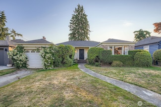 3041 52nd Ave SW, Seattle, WA 98116
