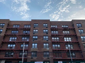 87-70 173rd St Unit 3M, Jamaica, NY 11432