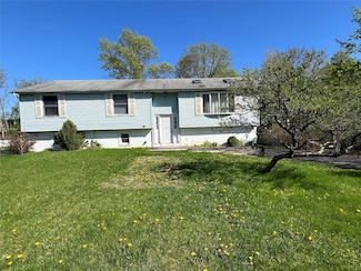 11 Keats Rd, Middletown, NY 10941