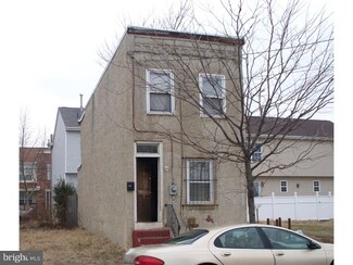 323 N 11th St, Camden, NJ 08102