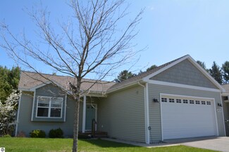 4758 Kodiak Dr, Traverse City, MI 49685