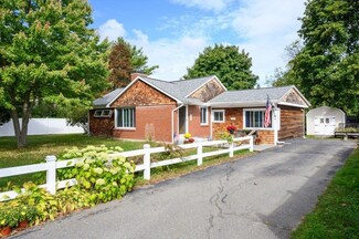 21 S Hampton Rd, Amesbury, MA 01913