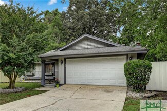 8 Saint Moritz Ct, Savannah, GA 31419