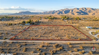 1 Clark Rd, Apple Valley, CA 92308