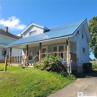 10 Chautauqua Ave, Jamestown, NY 14701