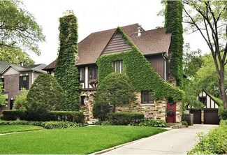 2417 Central Park Ave, Evanston, IL 60201
