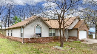 1307 Hummingbird Ln, Grove, OK 74344