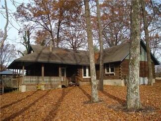 90 Clement Dr, Rossville, TN 38066