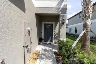 8299 Crescent Oaks Dr, New Port Richey, FL 34655