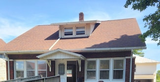 132 N Main St, Avilla, IN 46710