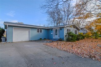 116 E Court Dr, Decatur, IL 62526