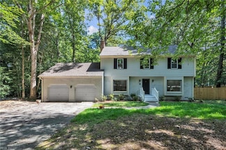 2 Clarendon Ct, Williamsburg, VA 23188