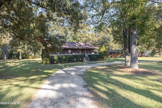 203 Woodside Dr, Goldsboro, NC 27534