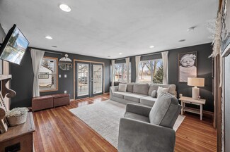 1672 Bluebird Ln, Mound, MN 55364