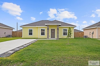 426 Arroyo Ln, La Feria, TX 78559