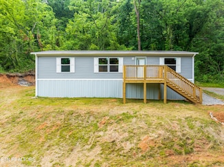 736 Mahoney Rd, Oliver Springs, TN 37840
