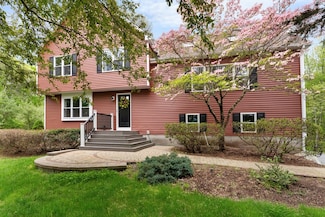300 Spring St, Wrentham, MA 02093