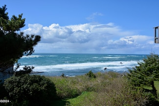 301 Otter Crest Dr Unit 184-188, Otter Rock, OR 97369